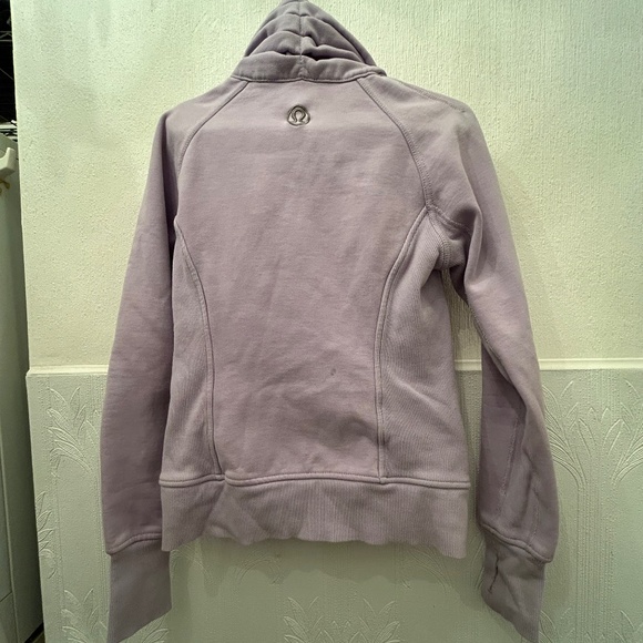 ✨ 2/$30 ✨ Lavender lululemon scuba sweatshirt in size 6 - Picture 8 of 8